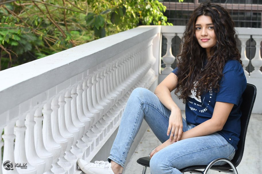 Ritika-Singh-Latest-Photo-Gallery